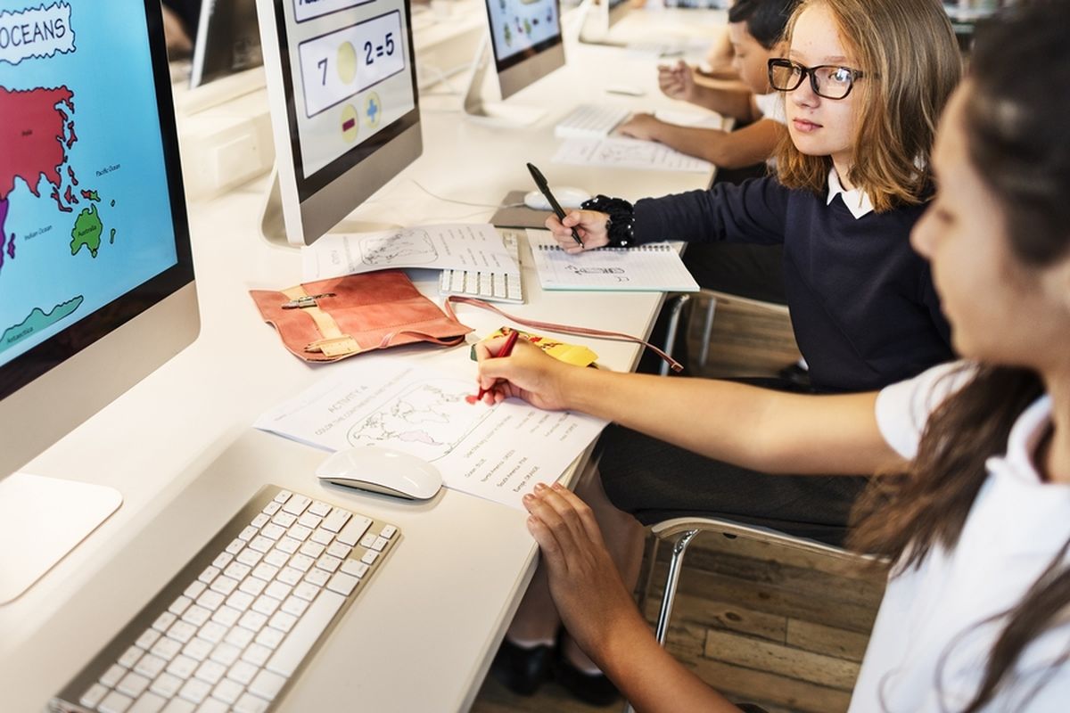 teknologi komunikasi TIK Pendidikan
