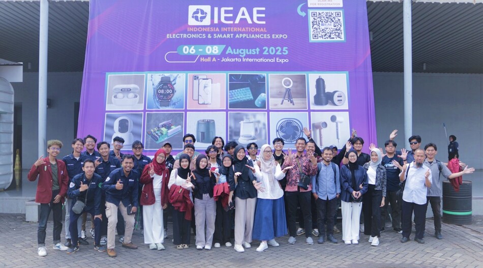 Mahasiswa FST UM Bandung Eksplorasi Teknologi