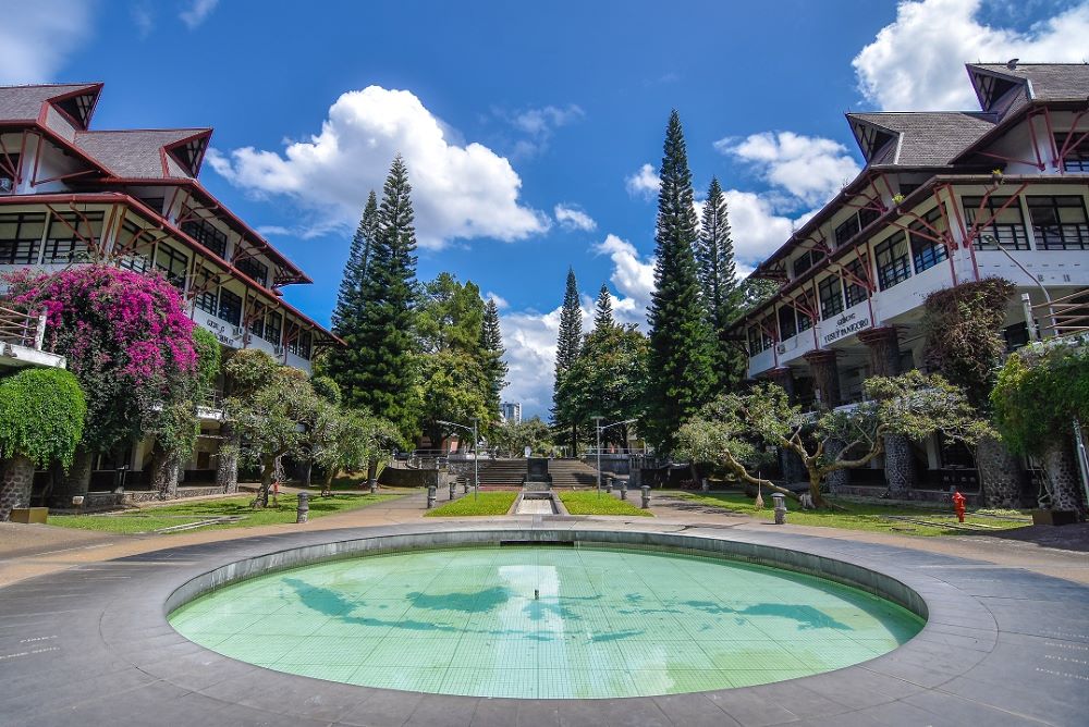 Universitas ITB Berhasil Mengubah Minyak Sawit Menjadi Bahan Bakar